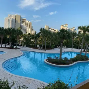 ocean-view-luxurious-condo-best-location-balcony.hotels-destin.com/